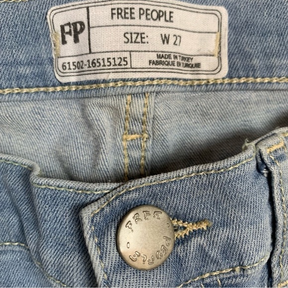 Free People sz 27 Boho Great Heights Frayed Skinny High Rise Crop Jeans - Picture 6 of 8